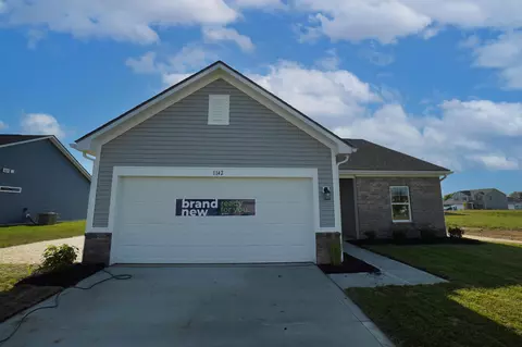 1142 Andrick Dr, Washington Court House, OH 43160