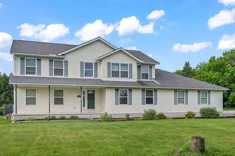 1562 Hanover Rd, Delaware, OH 43015