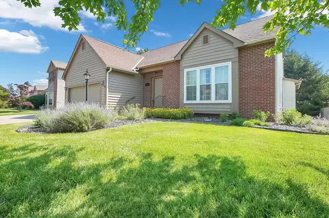 4860 Britton Farms Dr, Hilliard, OH 43026