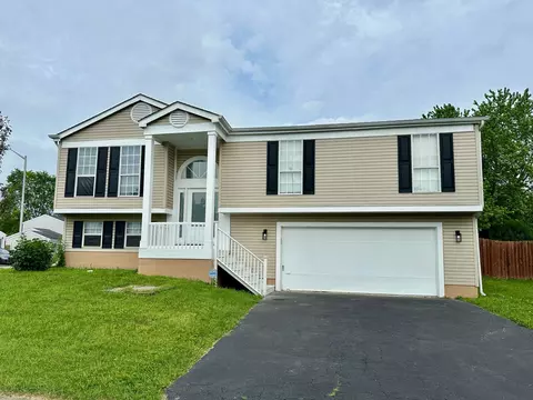 3251 Foxpoint Dr, Hilliard, OH 43026