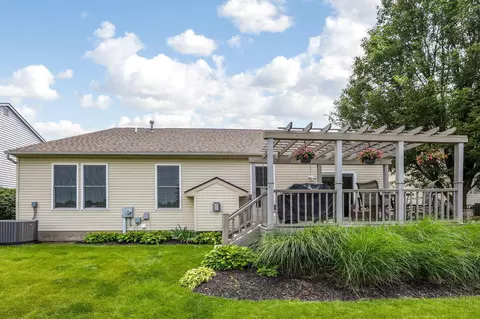 Exterior - 247 Trail E, Pataskala, OH 43062 photo 10 of 11
