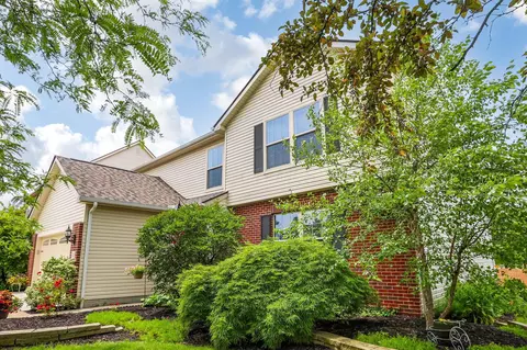 Exterior - 247 Trail E, Pataskala, OH 43062 photo 3 of 11