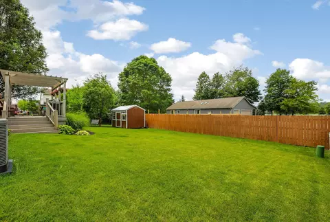 Exterior - 247 Trail E, Pataskala, OH 43062 photo 11 of 11