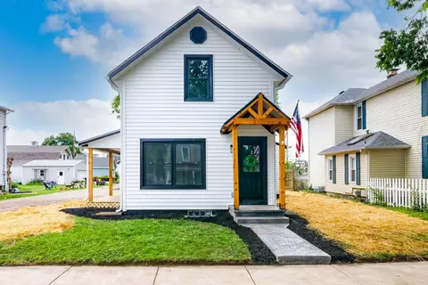 128 Scioto St, Ashville, OH 43103