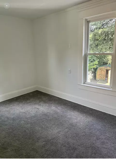 Bedroom - 833 W Mulberry St, Springfield, OH 45506 photo 2 of 2