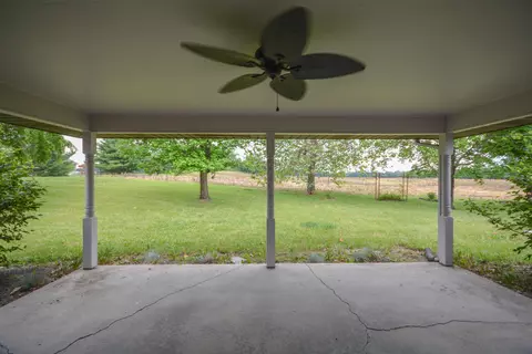 Exterior - 2987 Old Clifton Rd, Springfield, OH 45502 photo 13 of 26