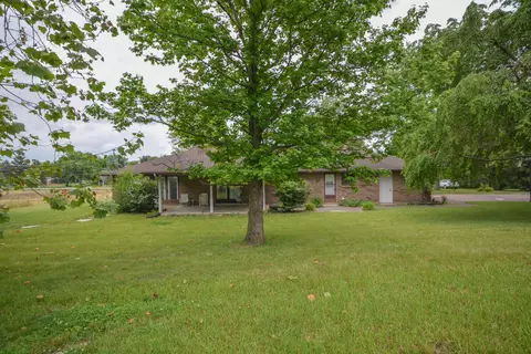Exterior - 2987 Old Clifton Rd, Springfield, OH 45502 photo 7 of 26