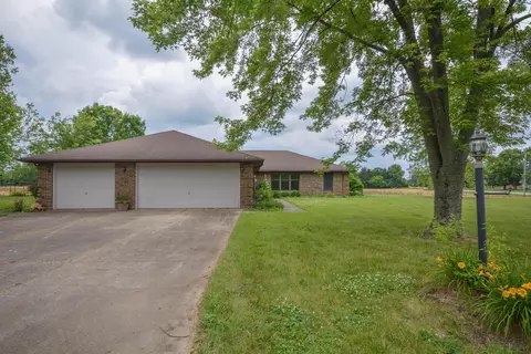 Exterior - 2987 Old Clifton Rd, Springfield, OH 45502 photo 4 of 26