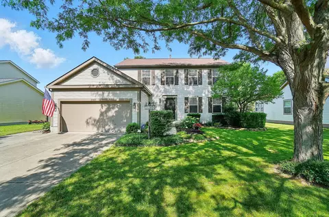 3383 Parkbrook Dr, Grove City, OH 43123