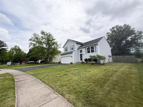 181 Barry Knoll Dr, Pataskala, OH 43062