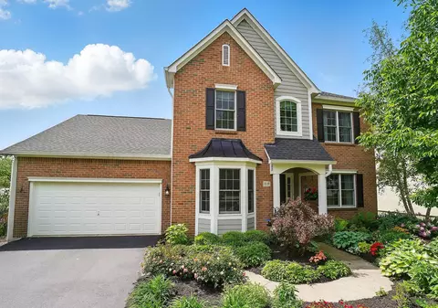 8119 Shannon Glen Blvd, Dublin, OH 43016