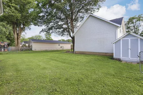 Exterior - 156 E Postal Ave, Newark, OH 43055 photo 19 of 20