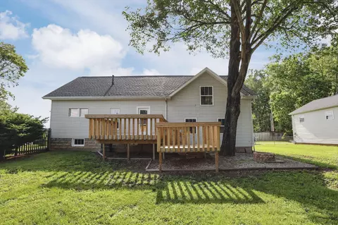 Exterior - 156 E Postal Ave, Newark, OH 43055 photo 14 of 20