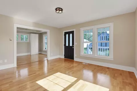Living - 156 E Postal Ave, Newark, OH 43055 photo 3 of 4