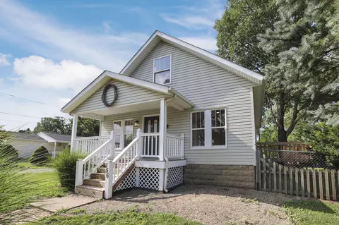 Exterior - 156 E Postal Ave, Newark, OH 43055 photo 2 of 20