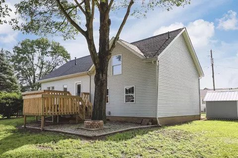 Exterior - 156 E Postal Ave, Newark, OH 43055 photo 15 of 20