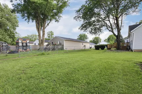 Exterior - 156 E Postal Ave, Newark, OH 43055 photo 18 of 20