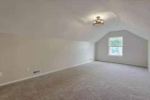 Bedroom - 156 E Postal Ave, Newark, OH 43055 photo 7 of 7