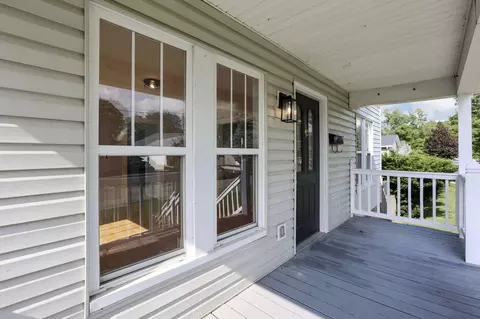 Exterior - 156 E Postal Ave, Newark, OH 43055 photo 5 of 20