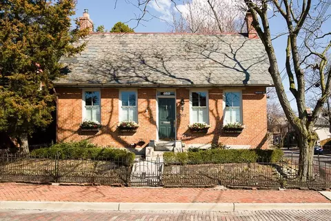 652 Mohawk St, Columbus, OH 43206