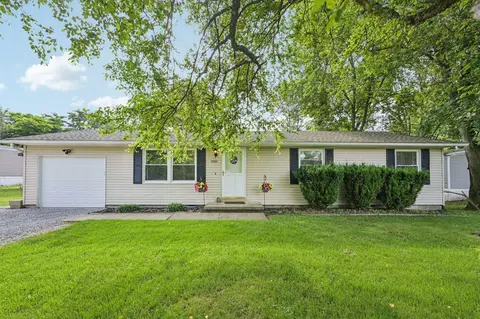9064 Broad St SW, Amanda, OH 43102