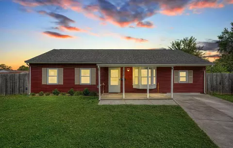 878 Traci Ct, Columbus, OH 43207