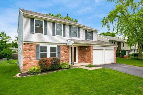 2584 Willow Park Rd, Grove City, OH 43123