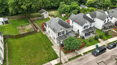 937 Avondale Ave, Springfield, OH 45503 photo 2