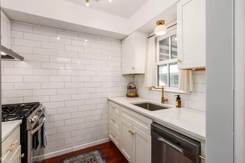 249 E Kossuth St #E, Columbus, OH 43206 photo 7