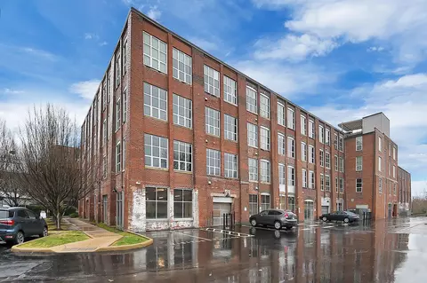 448 W Nationwide Blvd #404, Columbus, OH 43215
