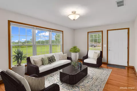 159 Hathaway Rd, West Jefferson, OH 43162