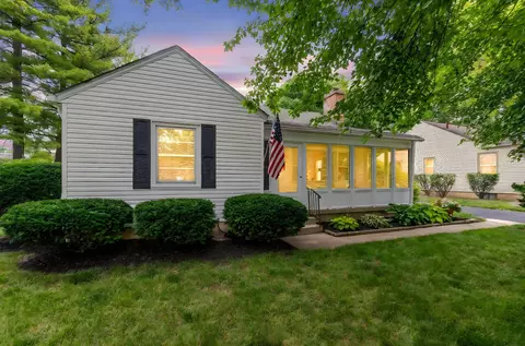 2222 Harwitch Rd, Columbus, OH 43221