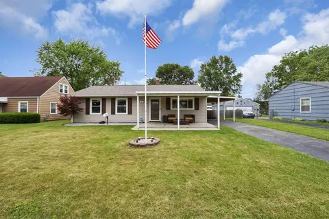 372 Sturbridge Rd, Columbus, OH 43228