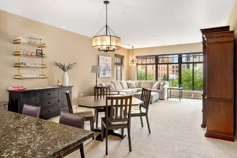 250 Daniel Burnham Sq #402, Columbus, OH 43215
