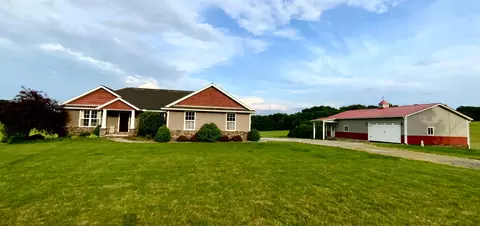 15726 Divelbiss Rd, Mount Vernon, OH 43050