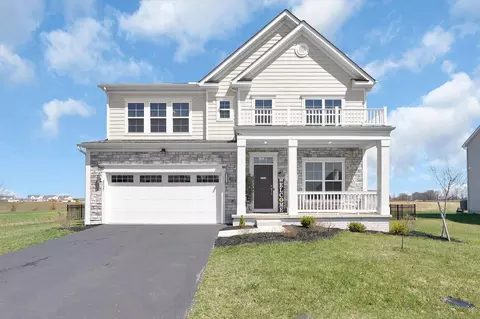 6037 Heather Ridge Dr, Delaware, OH 43015
