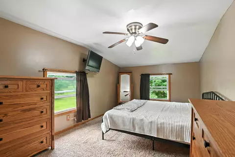 Bedroom - 4544 Hook Rd, Crestline, OH 44827 photo 1 of 6