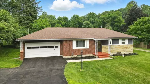 3211 Derr Rd, Springfield, OH 45503 photo 3