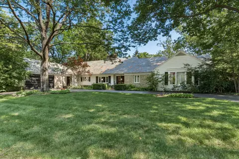 207 Ashbourne Rd, Bexley, OH 43209