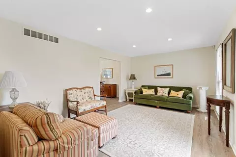 Living - 11826 Elgin Dr, Orient, OH 43146 photo 1 of 1