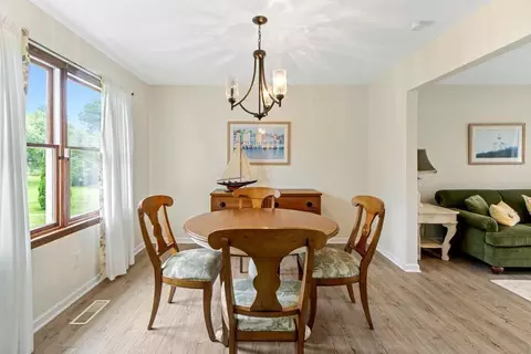 Dining - 11826 Elgin Dr, Orient, OH 43146 photo 3 of 3