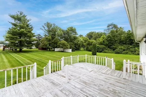 Exterior - 11826 Elgin Dr, Orient, OH 43146 photo 5 of 9