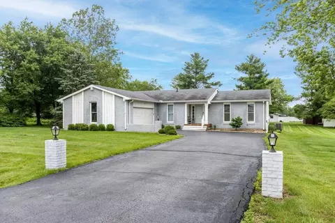 Exterior - 11826 Elgin Dr, Orient, OH 43146 photo 4 of 9