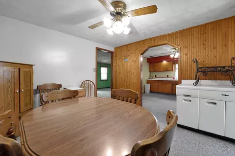 Dining - 412 E Mill St, Circleville, OH 43113 photo 3 of 3