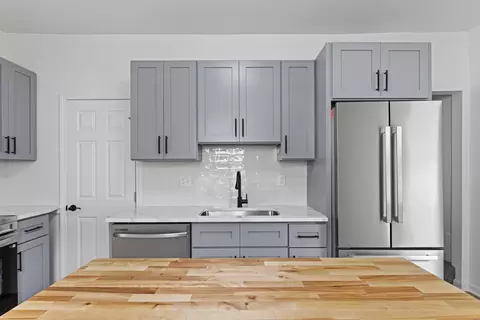 Kitchen - 137 E Morrill Ave, Columbus, OH 43207 photo 4 of 4