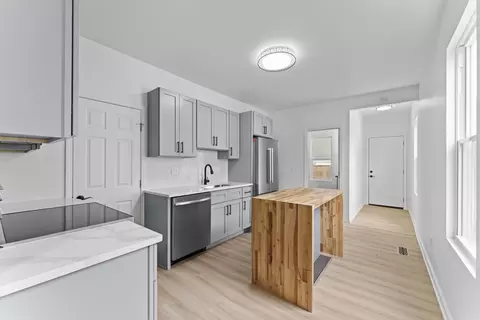 Kitchen - 137 E Morrill Ave, Columbus, OH 43207 photo 1 of 4