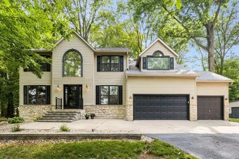 10382 Wright Rd NW, Canal Winchester, OH 43110