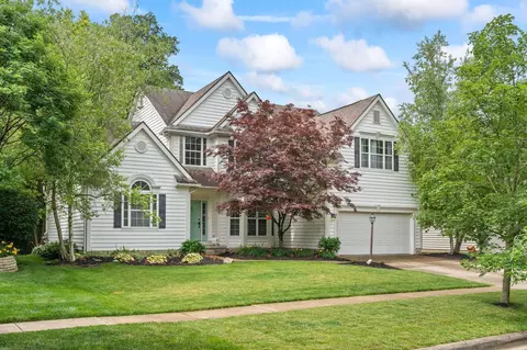 4489 Hunter Lake Dr, Powell, OH 43065