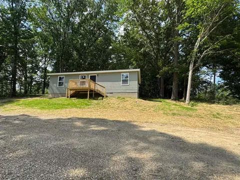 631 Jefferson St, Logan, OH 43138