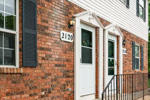 2120 Sprucefield Rd, Columbus, OH 43229